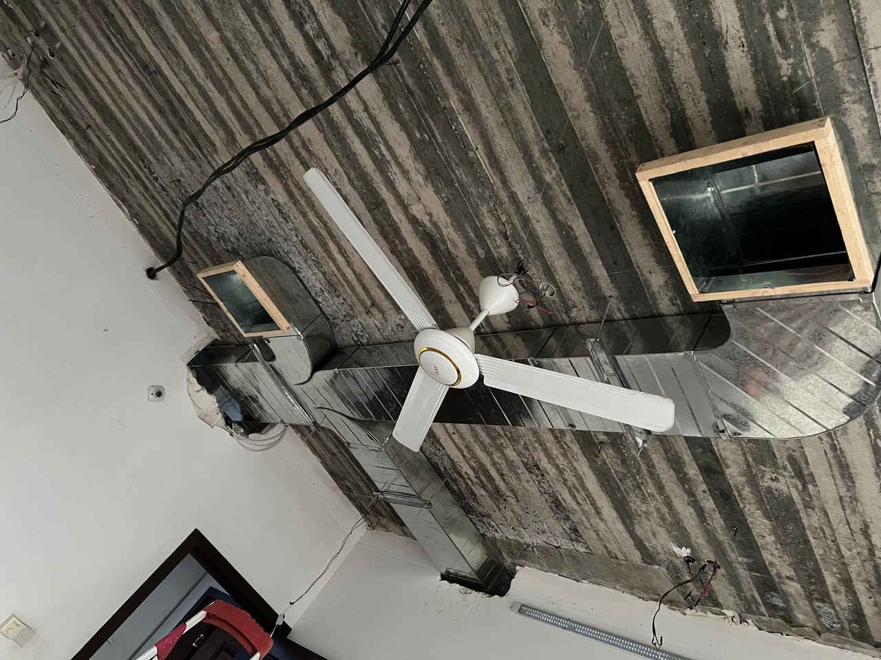 معمل دکت ***********
توزيع هواء بنسبة 100%
🔧 استخدام صفائح تركية وصاج بأفضل جودة وبأسعار مناسبة (0.60 – 0.70)
📍 العنوان: المنطقة الصناعية كفري – قرب صيانة كهرباء كفري
📞 الموبايل: ***********
💰 السعر:
سعر المتر الواحد من الدكت: (22000) دينار
وللمساحات (50 متر فما فوق): (21000) دينار للمتر الواحد
