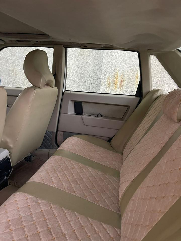 سلام عليكم فالفو موديل 1993 رقم بغداد كير ميكنه جدد حداديه جديده تخم تاير جدد مداور ثاني يوم سياره كله على البلاد نقطه صبغ مابيه ميكنه 5 سلندر .. السعر 57 وبيه مجال
***********.
..***********
