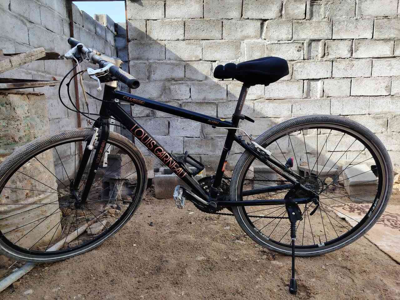 للبيع
الرود ماركة سكوت //فريم المنيوم ماشه كاربون 

//نمرات 2/8

//زوج تايرات جديد 25c

/ حجم سمول(S) 52

/سستم شيمانو سورا 

 سعر (240)
/
/
/
C700 ماركة لويس فريم بل كامل المنيوم

سستم شيمانو + بريكات تيكترو + الوياله ماركه جاينت 

حجم 42c

تايرات 38c

 سعر 150

للستفسار خاص او رقم ***********

عنوان البصره الزبير

((((( ماعندي توصيل)))))
