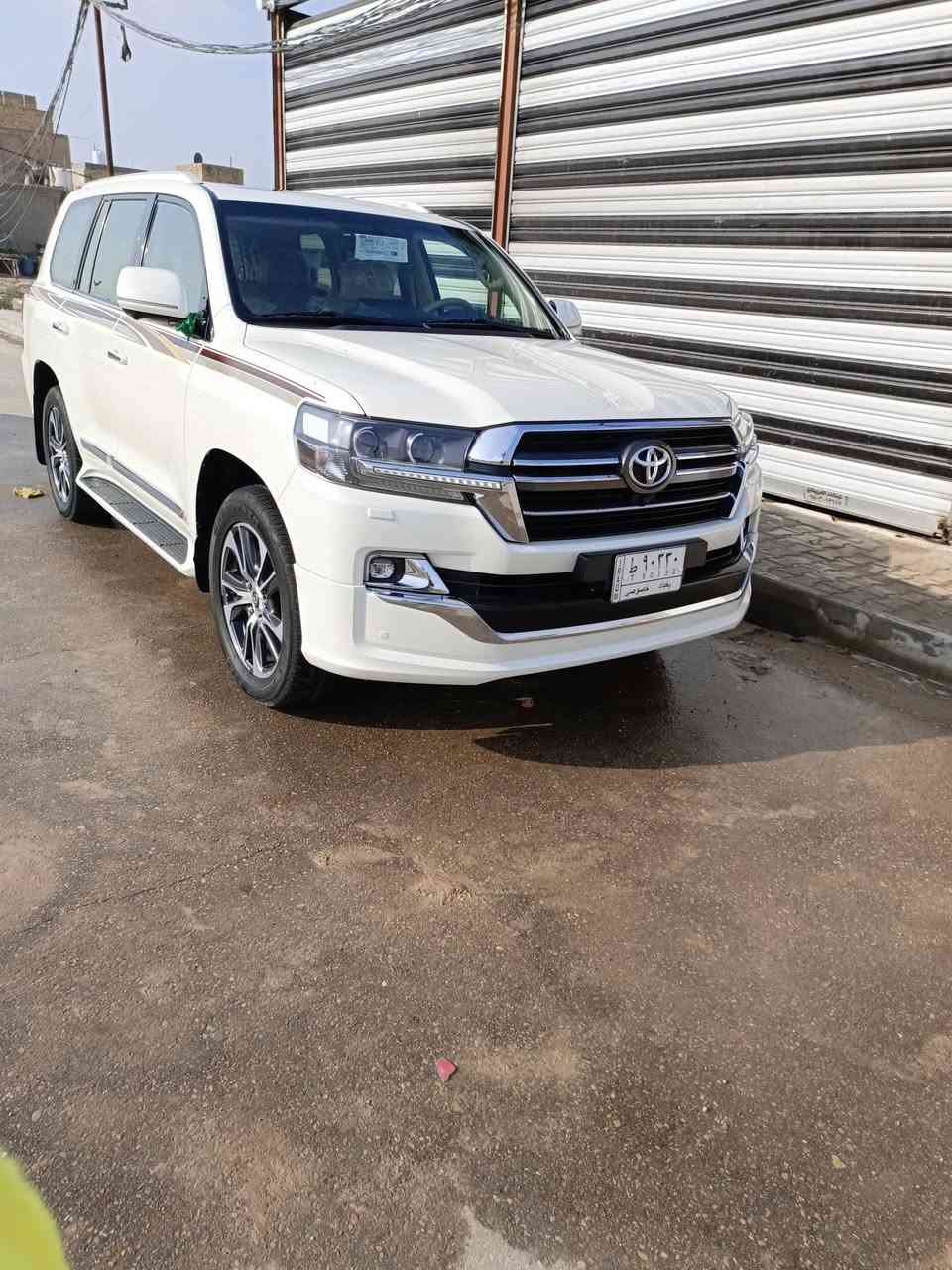 للبيع مونيكا موديل 2020بسمي رقم بغداد مكفولة كفاله عامه بريم واحد على واحد المواصفات ماشيه85 مكان سياره واسط سعر 625 
***********
