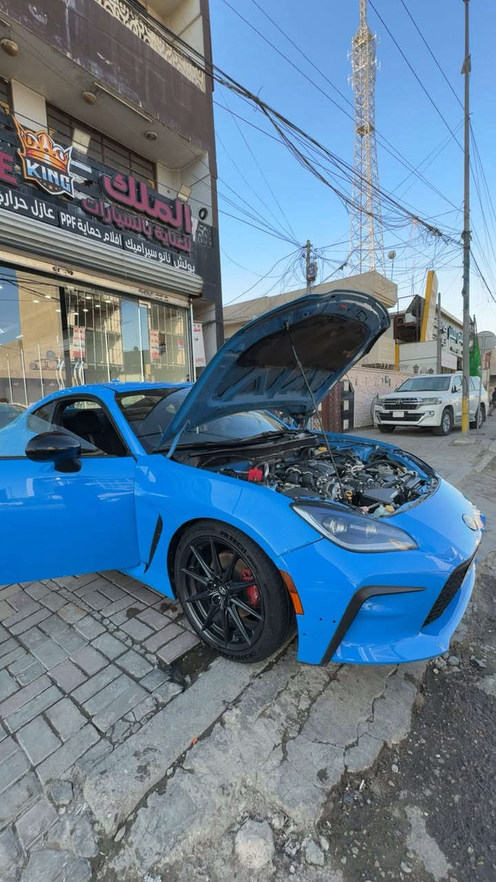 سلام عليكم تويوتاGR86 2022فول مواصفات بريميوم كير أوتوماتيك ماشية 39كم 3قطع صبغ بدون دواخل سيارة جاهزة من كلشي رقم بغداد هزة جديده السعر 160 قفل للتواصل واتساب ***********
