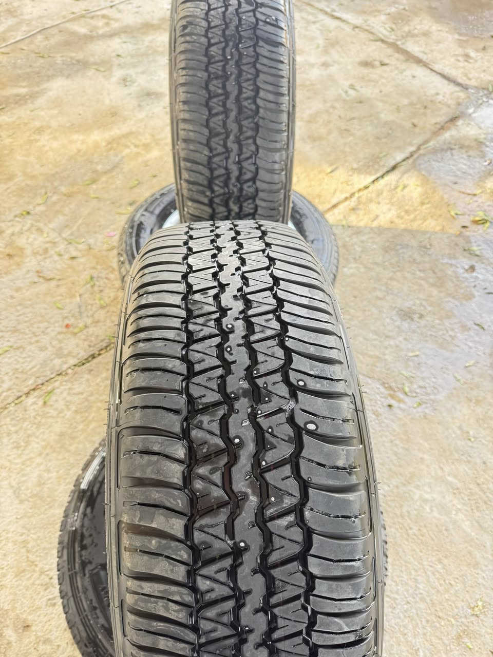 للبيع تخم تاير دنلوب ياباني اصلي انتاج 25 حجم 18 زيرو غير مستخدم السعر 600$


**إذا كنت صاحب هذا الإعلان وتريد حذفه لأي سبب، رجاءا أرسل رسالة إلى الدعم الفني**