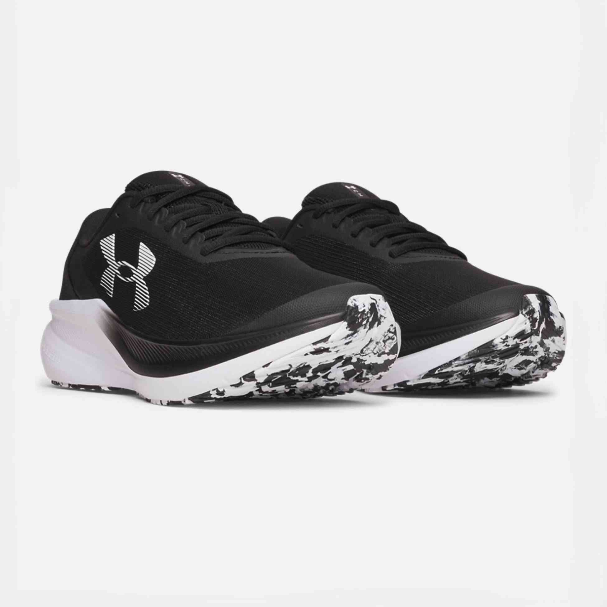 U-A Charged+ Chase Shoes 💯
Original ✅  Box ✅


**إذا كنت صاحب هذا الإعلان وتريد حذفه لأي سبب، رجاءا أرسل رسالة إلى الدعم الفني**