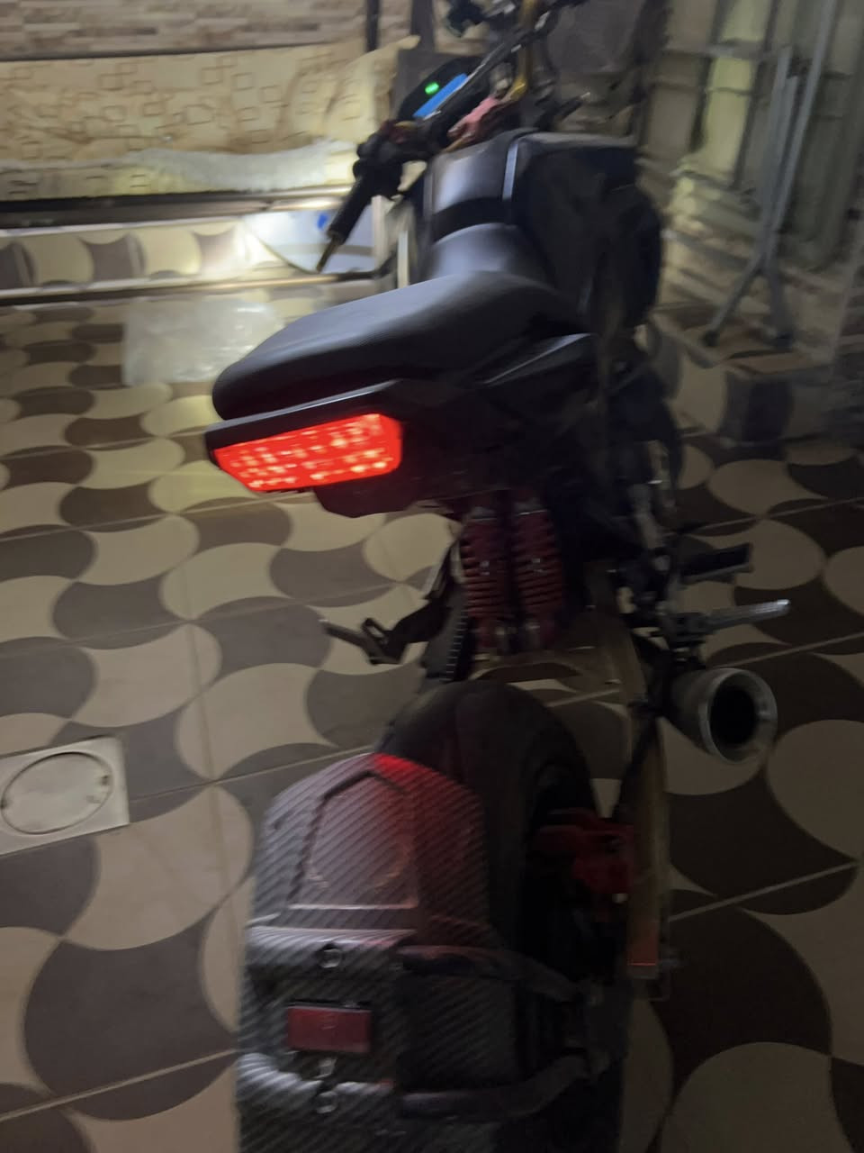 honda grom 2017
ماطور هوندا  ياباني
مكينه١٢٥ اربعه كير
معدل تعديلات سبورت
كزوز تاير عريض مبرد دهن
نوزل مو كابريته
سعر ٨٥٠ الف


**إذا كنت صاحب هذا الإعلان وتريد حذفه لأي سبب، رجاءا أرسل رسالة إلى الدعم الفني**