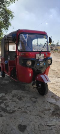 شباب تكتك للبيع 18 رقم وسنويه تكتك لا تنقيص ولا تبخير خير من الله السع...