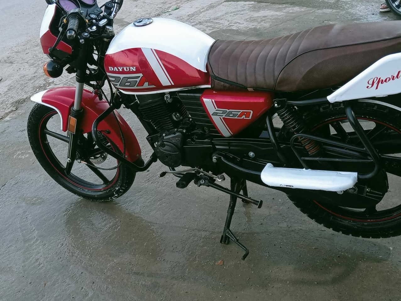 السلام عليكم دراجه دايوان 2023 مرقمه كامل   دراجه فول موصفات كهربائيات كلها شغاله مكاني ديالى بعقوبه ♧***********♧
