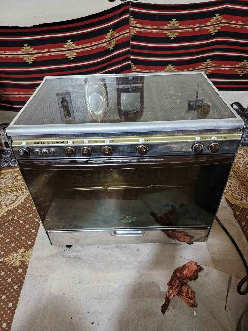 طباخ كريازي مصري ٣٠٠الف***********
