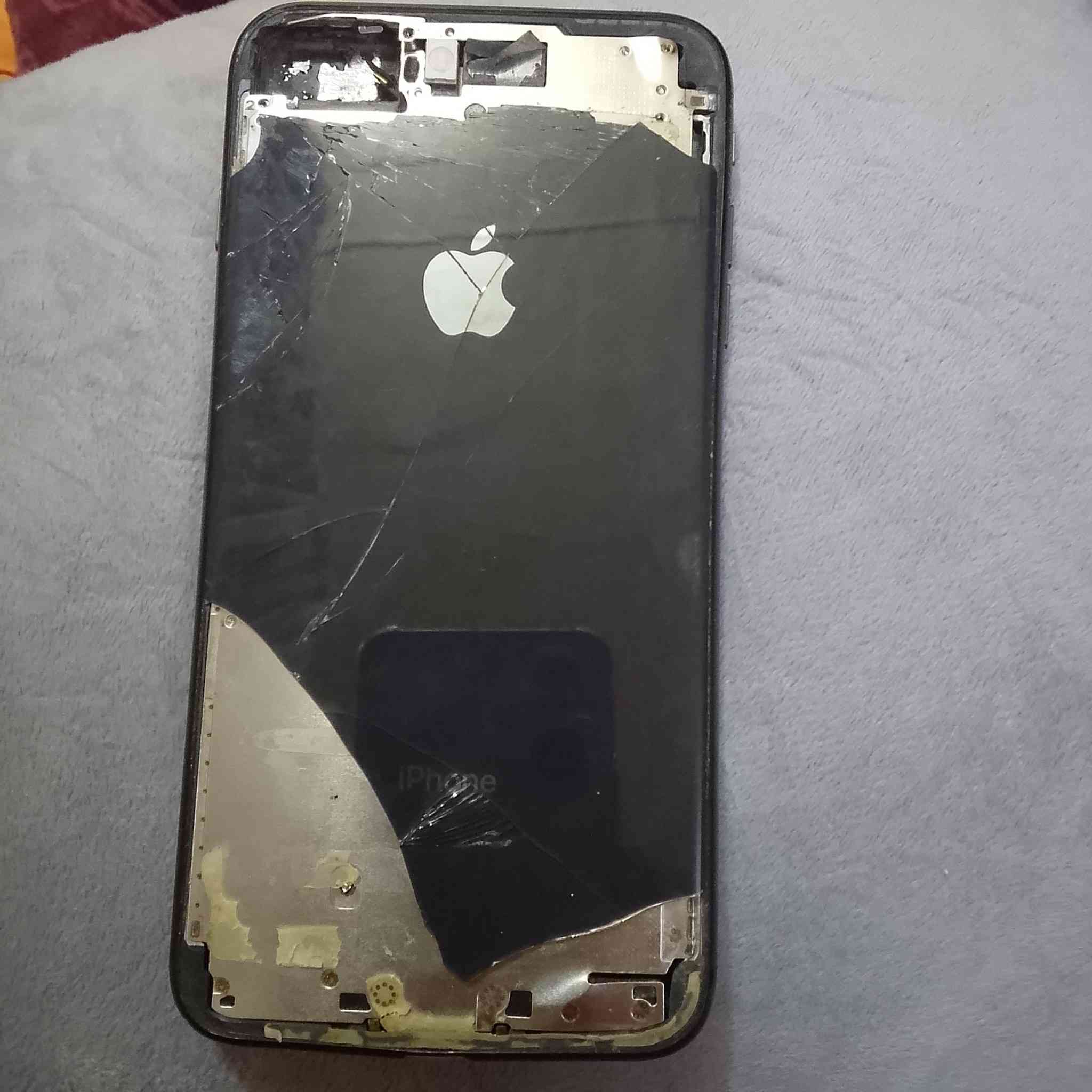 ايفون 7 بلاس نضافه فول مجرد الضهر مكسور والكامره السعر 125 وبي مجال ذاكره 128والبطاريه 79 تواصل خاص


**إذا كنت صاحب هذا الإعلان وتريد حذفه لأي سبب، رجاءا أرسل رسالة إلى الدعم الفني**