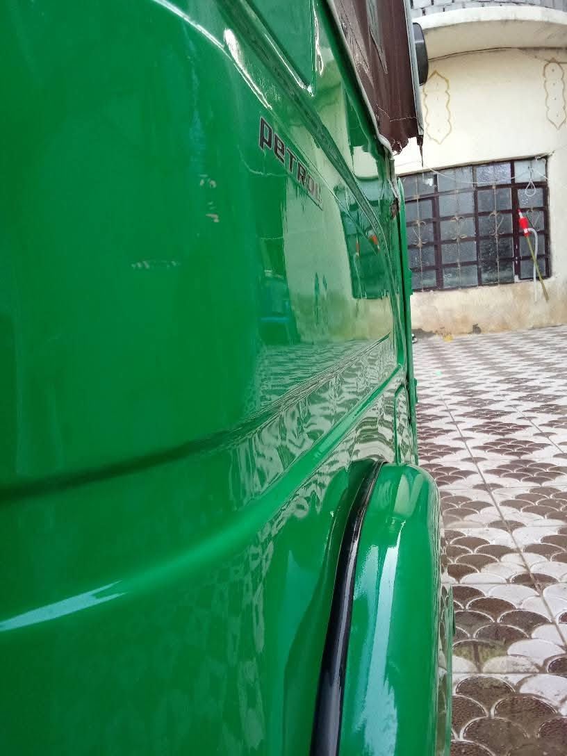 السلام عليكم تكتك للبيع موديل 22مضلع رقم كربلاء بسمي تحويل مباشر  كفاله عامه مكينه وكشر عده طخه صغيره يم البك لايت ممثره التكتك خير من الله التكتك عله وضع الشركه مكاني بعقوبه قريب تقاطع القدس الاستفسار ***********
