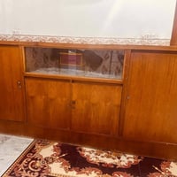 بوفيه • مترين ونص • نظيفه جدا