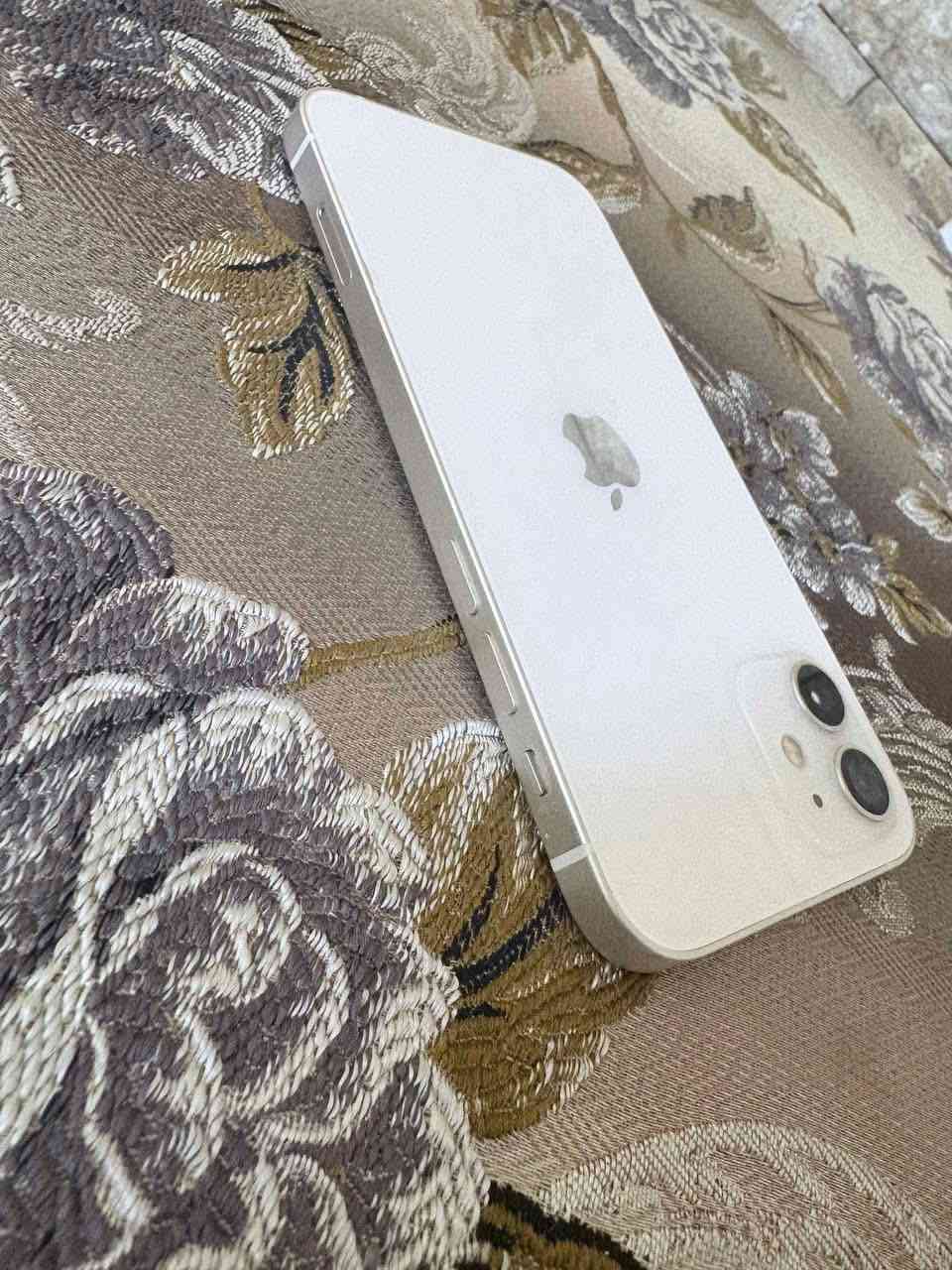 12 عادي
بطارية 91 ما معلليه و لا داخل صيانه 
الذاكرة 256 

السعر 375 وبي مجال


**إذا كنت صاحب هذا الإعلان وتريد حذفه لأي سبب، رجاءا أرسل رسالة إلى الدعم الفني**