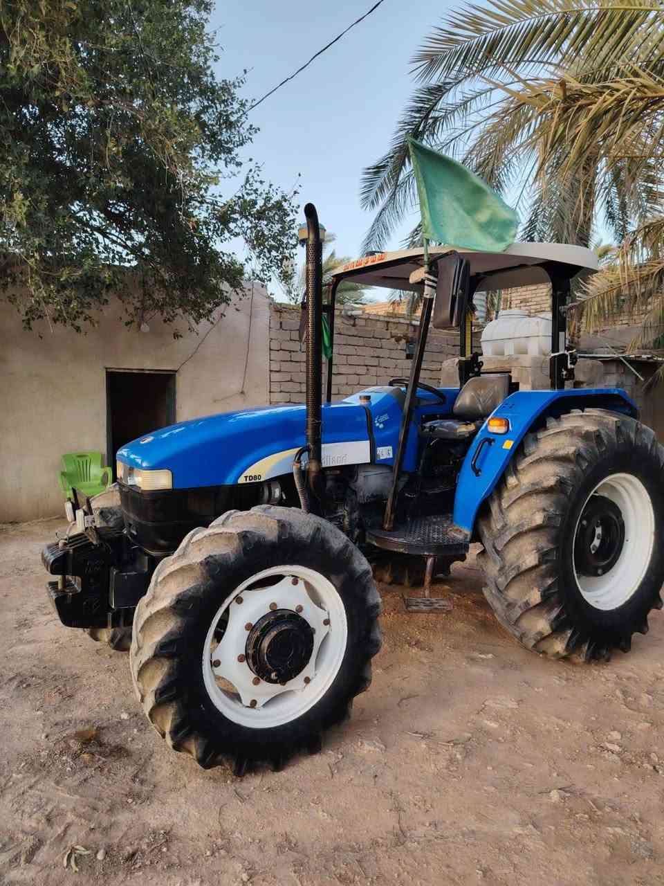 مكينه نيوهولند حجم 80 موديل 19 مكينه مكفوله ما مفتوح بيه برغي محرك كير اكسن مشروط عل الفحص 
تخم تاير العنوان النجف المشخاب منطقه الغزالات رقم ***********
