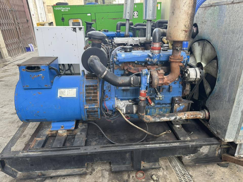 موالده ١٥٠ كيفي بيركنز لوفل بم كايد ٦ سلندر  جويتر شاصي شغاله على حمل لا صرف ولا تبخير   نظام اوتوماتيك كل حساسات شغاله العنوان بغداد مجمع المشن 
السعر ٢٨
 للاتصال ***********
