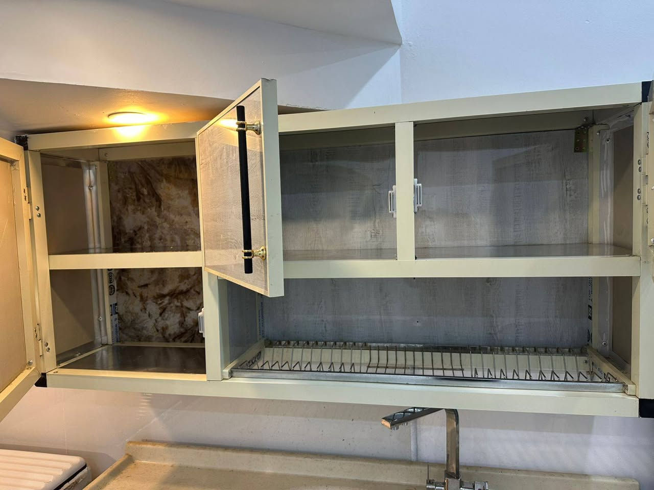 للبيع " كاونتر + ملحق / ألمنيوم درجة اولى - متر ونصف .. نظيف جدا
للبيع " كاونتر + ملحق / ألمنيوم درجة اولى - متر ونصف .. نظيف جدا 
السعر 275 ألف   بغداد ~ كفاءات السيدية
( *********** )
