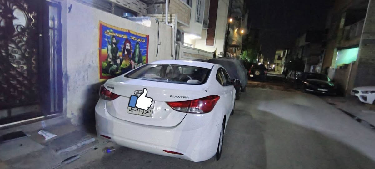 النترا ٢٠١١ 
محرك ١٨٠٠ بلادي لاتبخيرولا تتقيص
كير جديد شاده 
تخم تاير وباتري جدد تبريد ثلج 
سياره بيه صبغ شبر بالجامع وشبر بخشم البنيد 
سياره مابي حادث ولحمدلله 
باسمي اربيل سنويه تسقط ٢٠٢٨
موصفات عاديه لدات واشاير مري داخل عسلي كشنات مخمل ارضيه جلد 
سياره مامتعوبه وحلوه 
وهذا رقمي ***********
بغداد الغزاليه
