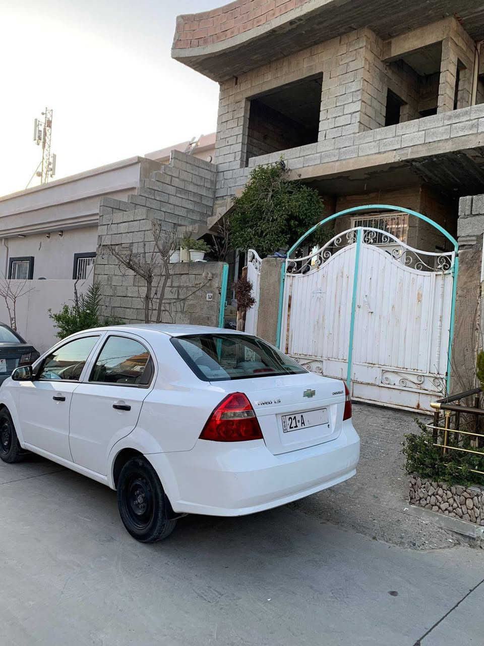 ئەڤیۆ ٢٠٠٩ ئۆتۆماتیک 
مەکینە گەورە
بێبۆیاخ
ناوزەرد
چوار جام کارەبا 
ئاوێنە کارەبا قوفڵ مەرکەزی 
سعری ٧١گەڵاو مەجال
ژم:*********** السليمانية, العراق
