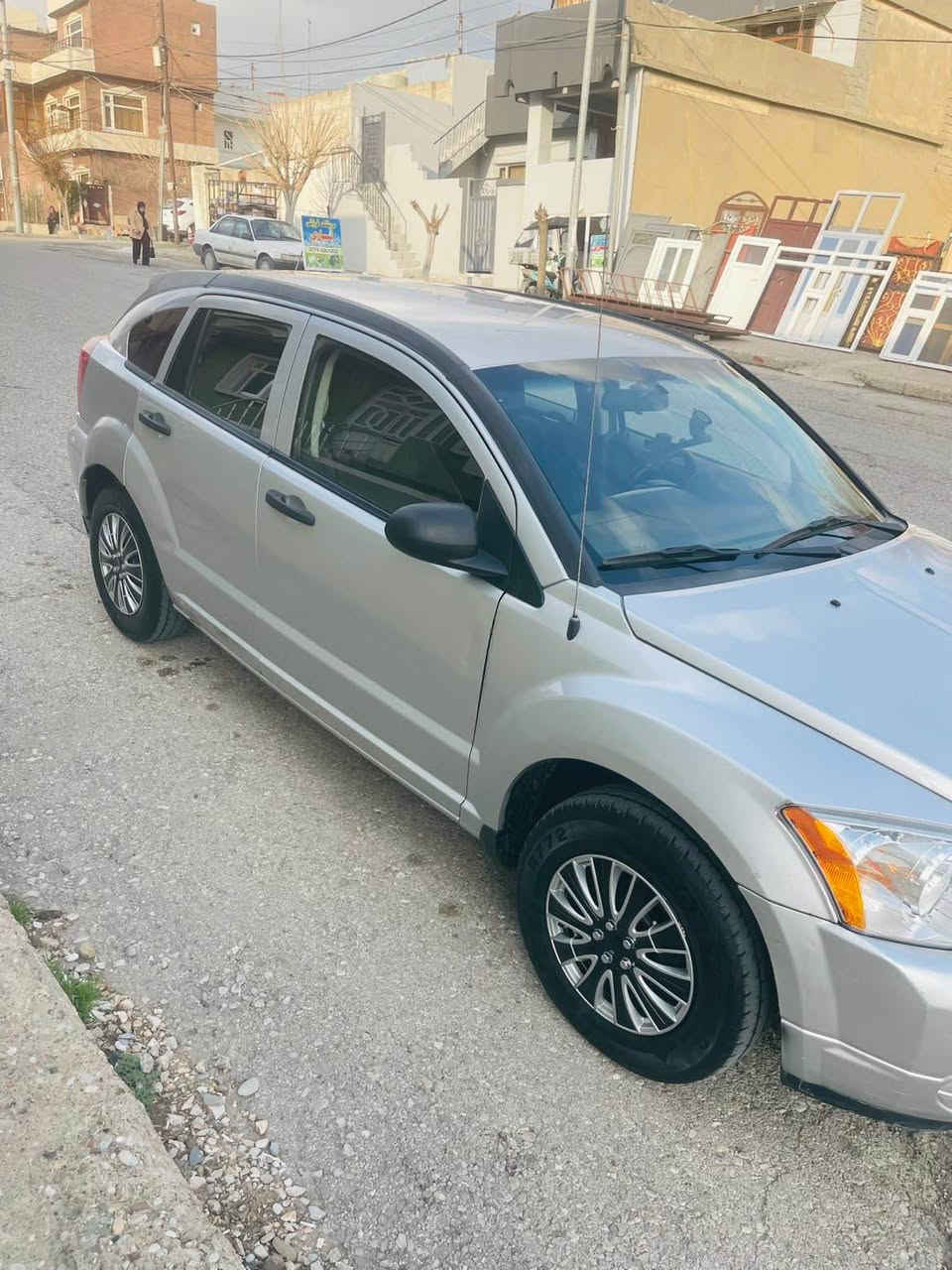 دۆج کالیبەر ٢٠٠٩ مەکینە ٢٠ زۆرجوانوو پاک ماوەتەوە بێ مەسرەف سەنەوی تازەیە. بەناو کردن بەشەر گیرو مەکینە بەشەرت سەیەرەکە مالی دۆستە سعر ٦٧مەعامەلەیەکی کەمی تیدایە.               
*********** Singapore
