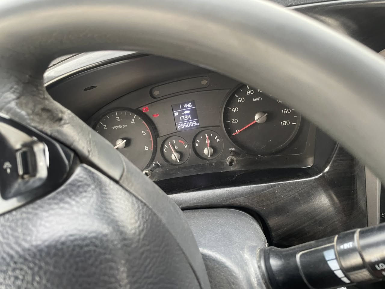 يا الله السلام عليك ليكم كيا مديل 18 بيه دخه بل ربع وراجعه ع بارد رقم سياره بغداد نكليزي سنويه ال 29 مكان سياره ابو غريب   السعر 120 بيها مجال 
*********** ابو داوود
