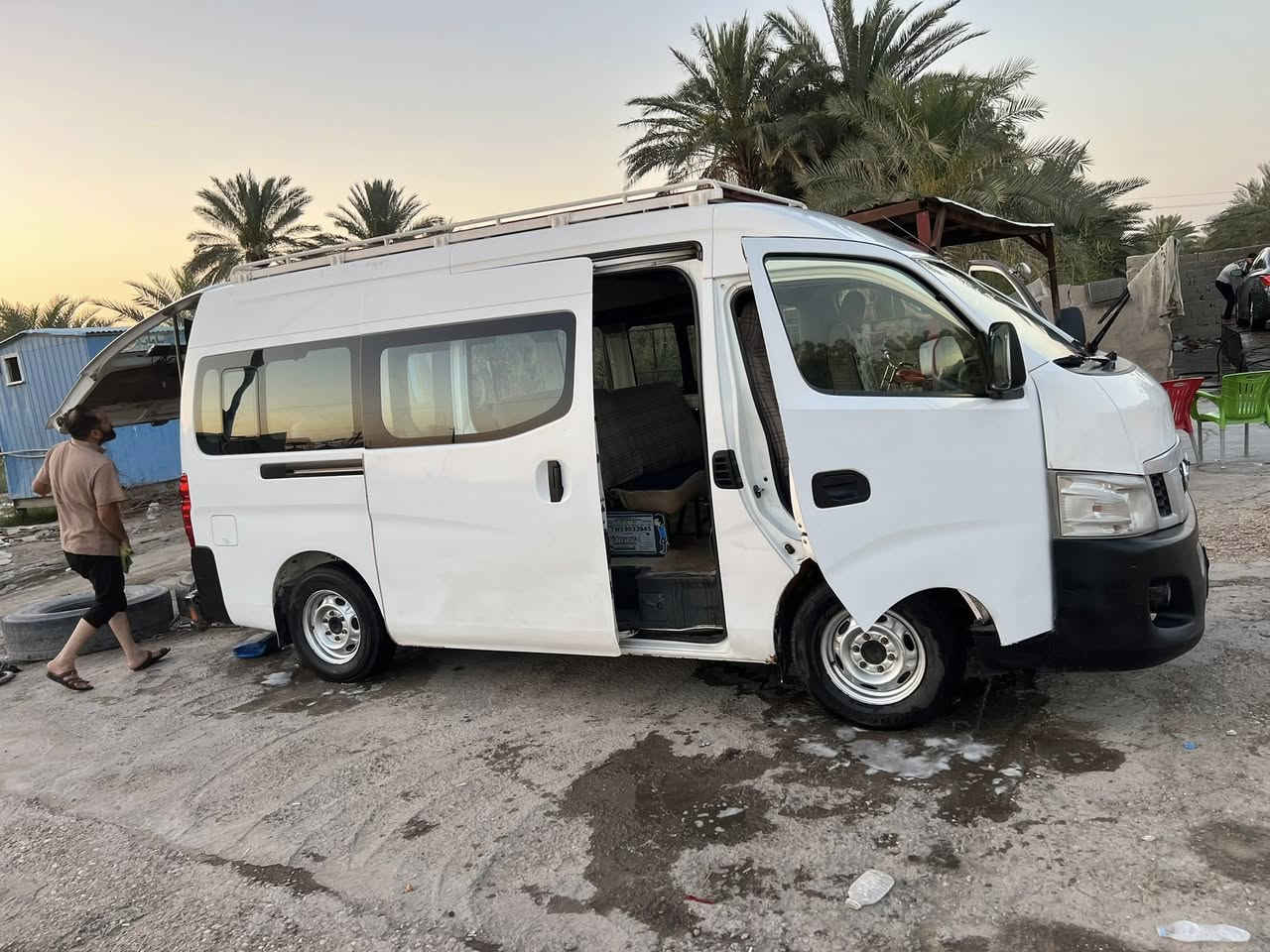 سلام عليكم نيسان 14 سياره جهازه عله خير بس بيه بارد بل بجم سعر 185 ***********
