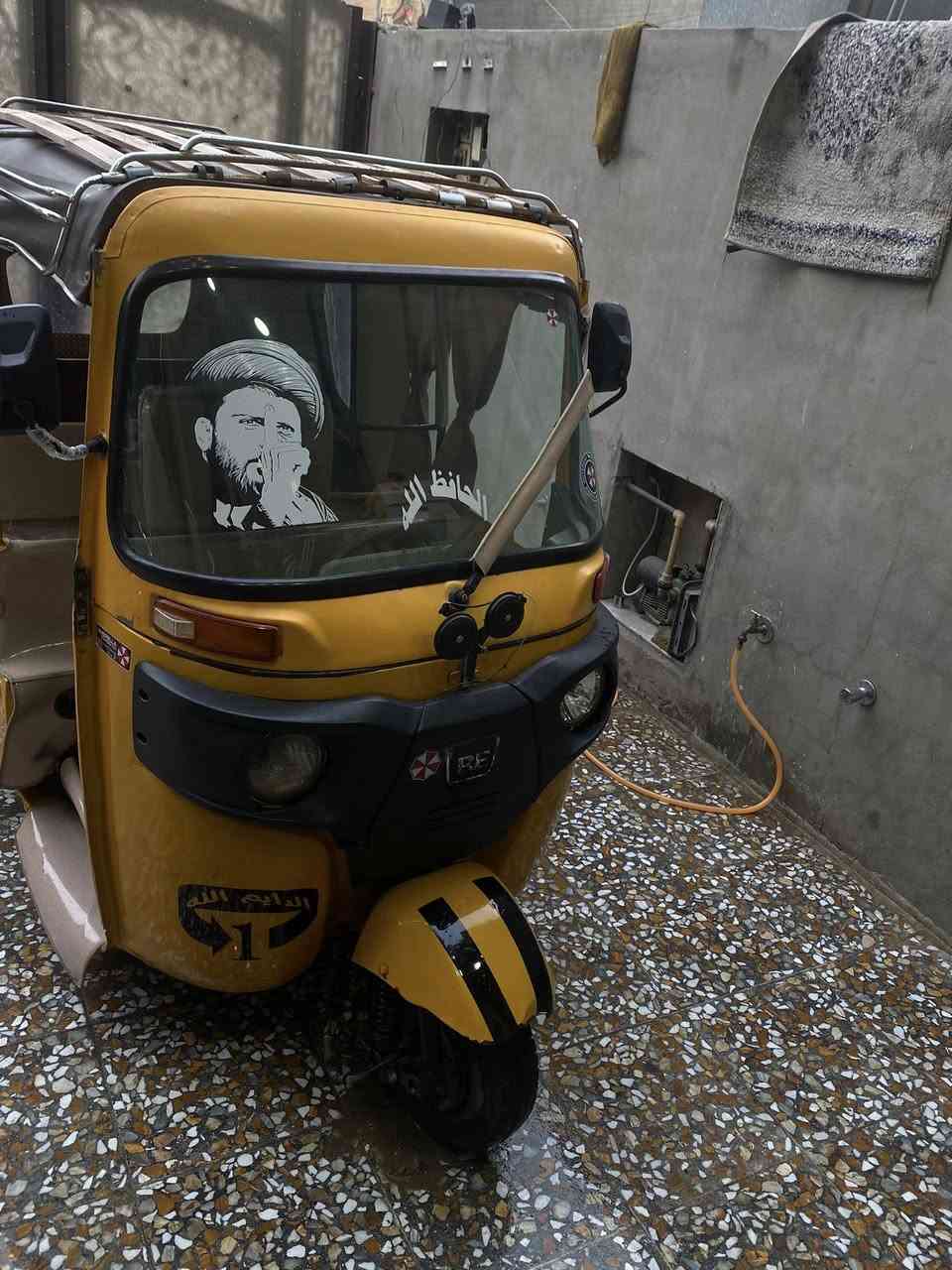 سلام عليكم تكتك ٢٢ مرقمه 
مكينه خير من الله لا تنقيص لا اكسن مفتوحه بوشه بستم فقط
سعر 7700 مكاني مدينة صدر الورفلي 
لا تخبرني تكلي شبيه شوف فيدو خبرني على سعر
تكتك احله من صوره رقم هاتف ***********
