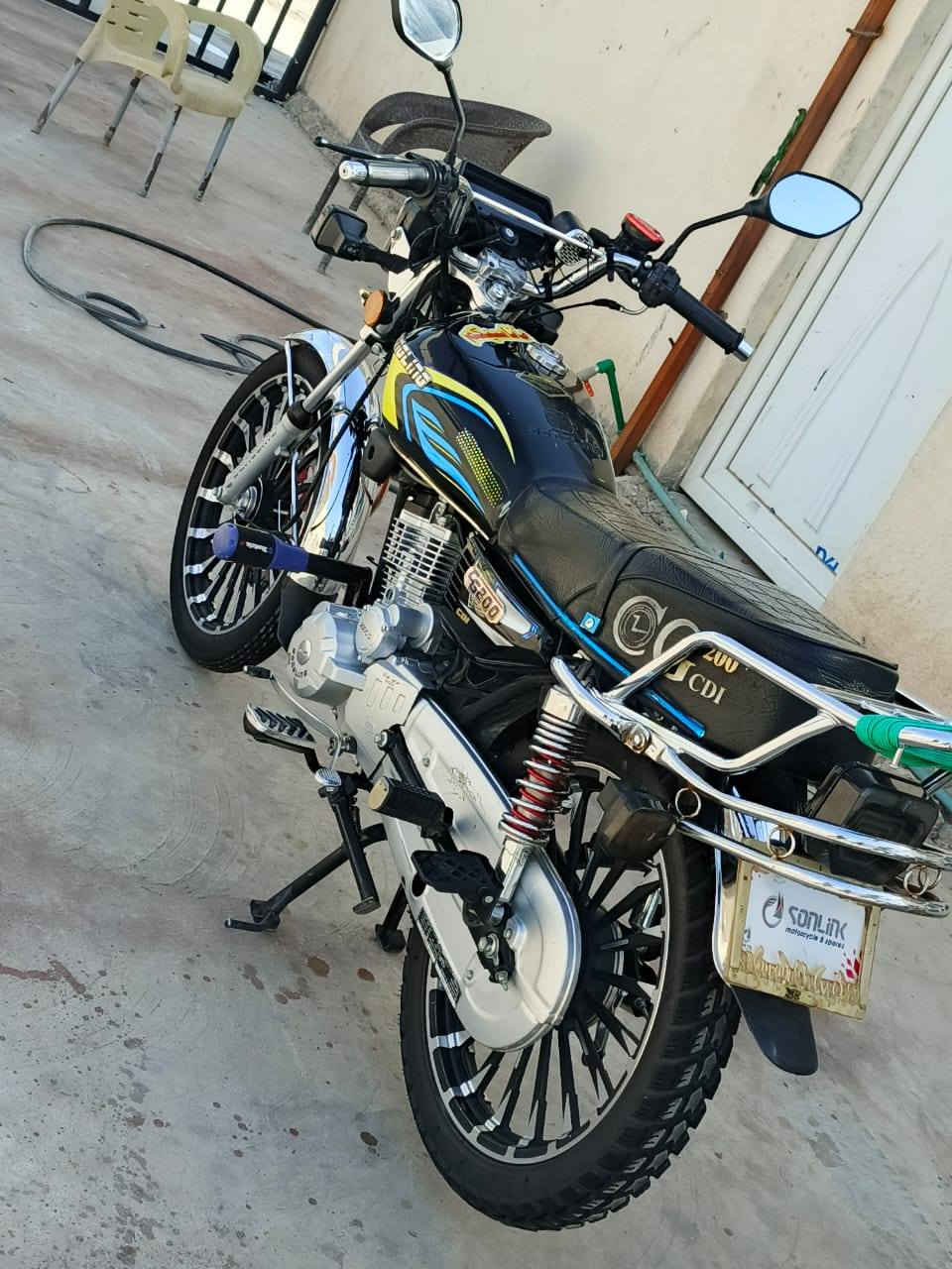 سلام عليكم درجه. سيفان. البيع  موديل. / 25 /
شكل جديد. دشبول كترواني   /مكينه. 200 /

       . /وراق كامله  /

      &  سعر.  👈 775👉  وبي مجال حك جية &

                👁️‍🗨️شراي تصال وتدل . من  عيوني👁️‍🗨️

وهذه رقم صحبهة.(***********)  اني مكالف با النشر

/مكاني  ديالى /  خاص ما جوب رجان  / ☠️   سيوفي ☠️
