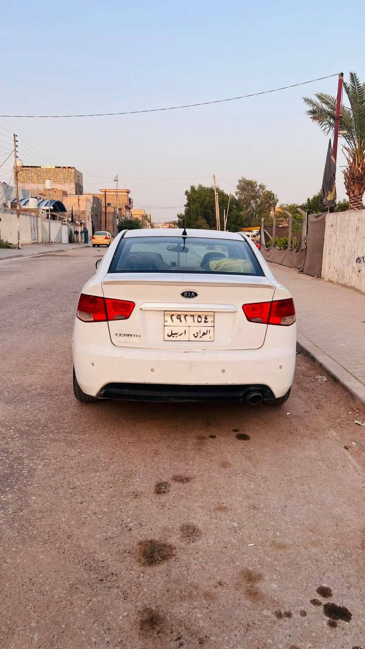 للبيع Kia Cerato 2013 فول مواصفات
أوتوماتيك، محرك 1600، فتحة، بصمة، تحكم سكان، تبريد ثلج، رقم أربيل.
السيارة نظيفة جداً استخدام شخصي، بيها باب الصدر صبغ بدون حادث وشويه يم قبق البانزين 
للأستفسار الاتصال على 
***********
