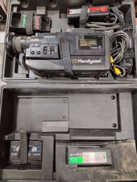 كاميرات • إلكترونيات • للبيع