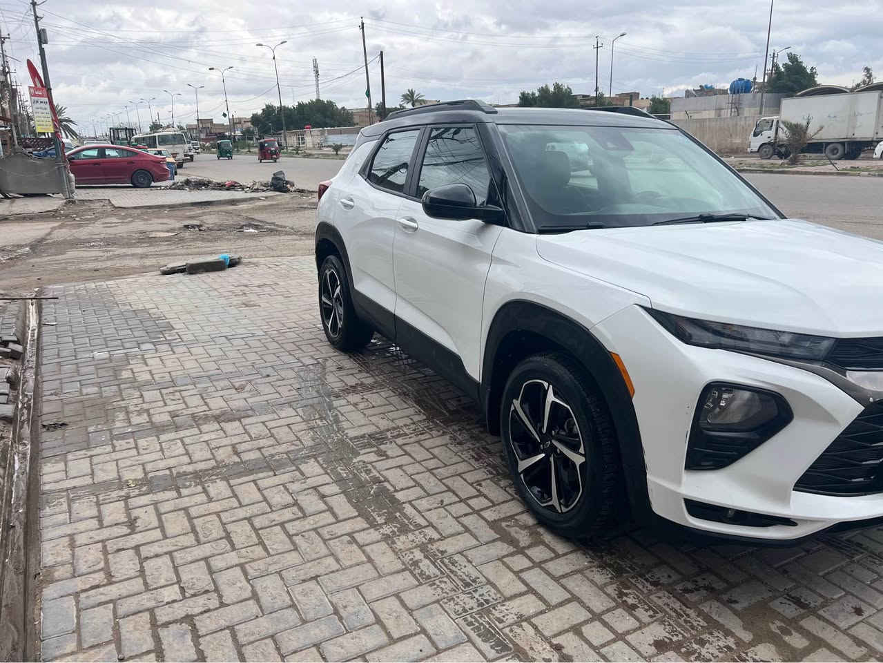 شوفرليت تريل بلايزر 2022 🧡
2022 Chevrolet Trailblazer, LT
فقط بونيد صبغ وجاملغ بدون دواخل 
ايرباك ستيرن طاك وراجع سستم بلادي
محرك 1300 توربو 🚀
ماشية فقط21 الف
حجر بيئة ورادار وتبريد كلها سليمة شركة ✅

مواصفاتRS
فول مواصفات 👇
بصمة 
وشاشة كبيرة
رادار
وكاميرة
وكشن جلد 
كشن كهربائي
تحديد مسار
تحكم ستيرن
ويل كب 🛞
العنوان /بغداد الكرخ 
سعر135 ورقه /رقم بغداد بسمي
***********واتساب ☎️📞 بغداد, العراق
