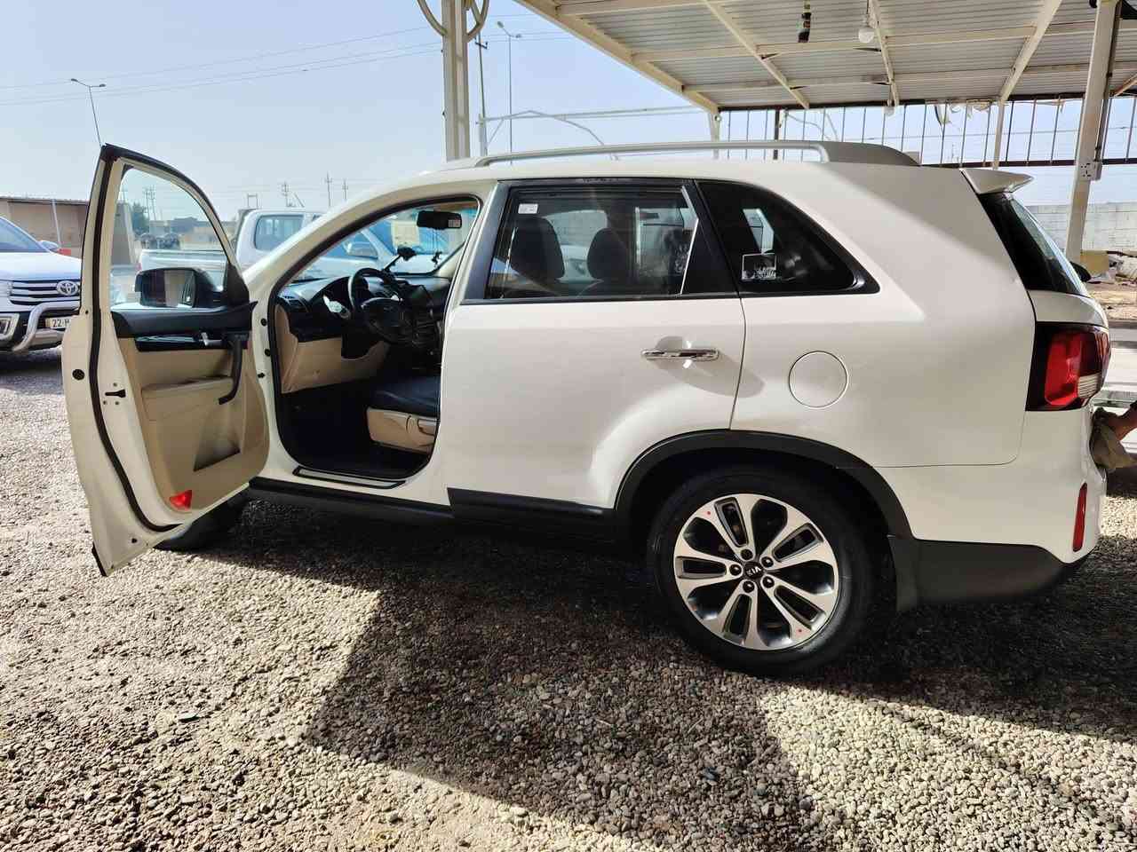 السلام عليكم
سورنتو 2014 خليجي مكينة 4 اسلندر دوش
السيارة مكفولة كفاله عامه من الصبغ والتبديل والضربة
كير مكينة حدادة تبريد كفاله عامة وارد خليجي
السيارة ماشاء الله نظيفة جدآ
مكان السيارة البصرة الدير
التواصل واتس اب ***********
