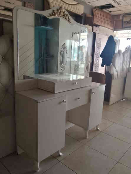 غرفه نوم ملكي صبغ حراري ماركه اطلس بسعر مناسب شد ونقل مجانا داخل اربيل *********** 
***********
