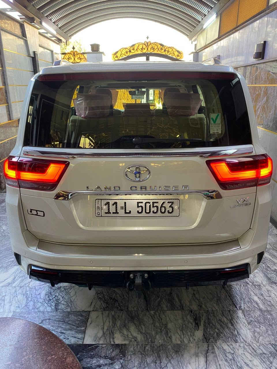 تويتا لاندكروز 2024 جكسارة ساز اصلية 
فئة VX لمتدد فول مواصفات 
ماشية31 الف حقيقي 
سيارة مكفولة كفالة عامة 
عدا رصعتين زغار كلش مسحوبات 
بي دي آر اسبيرها منازل 

🛑 السعر سوي تعليق يصل مباشرة 🤖 

مكان السياره بغداد رقم بغداد الجديد

رقم صاحب السيارة 
***********
