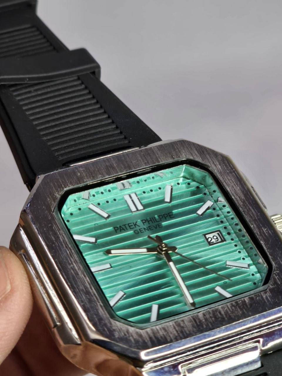 باتك فلبPatek Philippe رياضي

تحفه فنيه تتخطى مفهوم الوقت
لمحبي رياضي 
مكينة كوارتز
الميناء تيفاني مميزة
زجاج معدني مقاوم للخدش
الهيكل مصنوع من الاستانلس ستيل روز كولد
مختمة من كل مكان
سير ربل كوالتي حلو

السعر :- 10 ع اول تم
للحجز والاستفسار يرجى الاعتماد خاص


**إذا كنت صاحب هذا الإعلان وتريد حذفه لأي سبب، رجاءا أرسل رسالة إلى الدعم الفني**