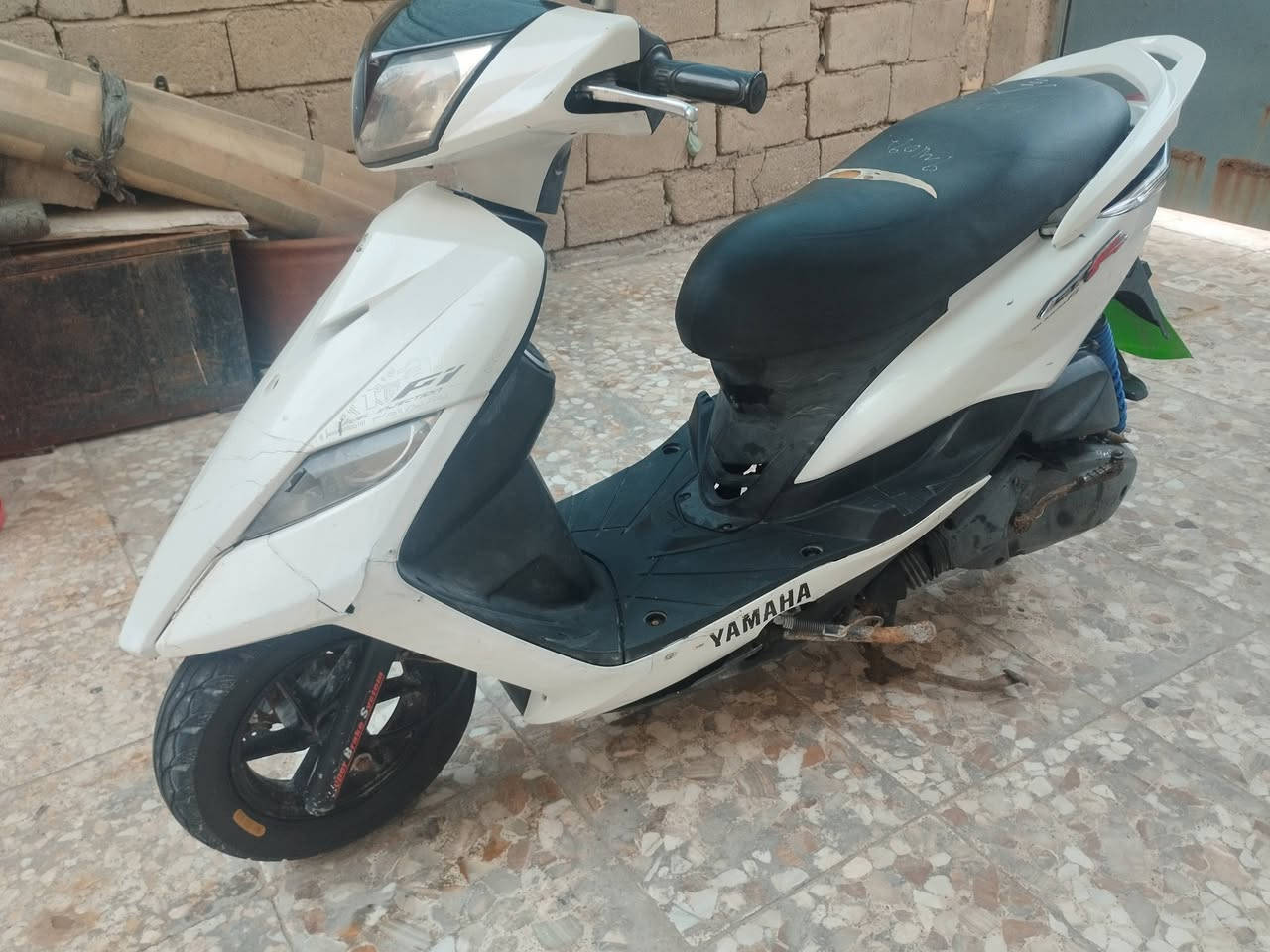 دراجه ياباتي ثعلبه 120 مال حاويات
الدراجه كايمه وامجفته  كلشي بيهه شغال دراجه نضيفه او حلوه
ابيع او مراوس اب أيراني گلك اصولي عادي
السعر 300


**إذا كنت صاحب هذا الإعلان وتريد حذفه لأي سبب، رجاءا أرسل رسالة إلى الدعم الفني**