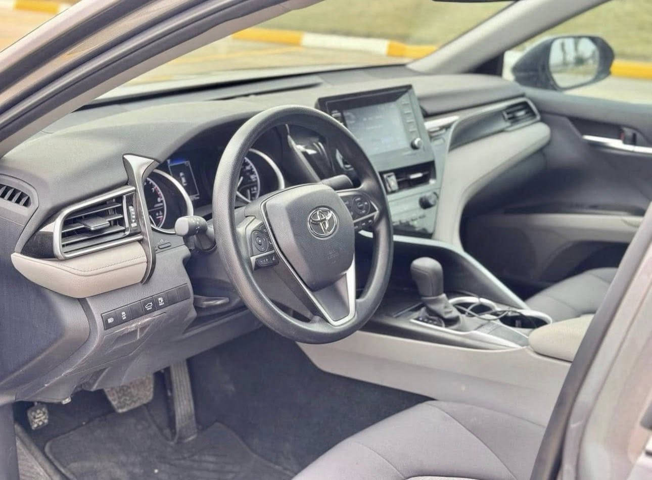 السلام عليكم ورحمه الله وبركاته
تويوتا كامري 

2023 LE 

وارد امريكي بدون قطرة صبغ حتى الدعاميات كفالة 

فقط بارد قليل بالباب 

رقم ديالى دولي 

كشن كهرباء 

رادار 

توقف امامي ذاتي 

تحديد مسار 

قيادة ذاتية 

شاشة كبيرة 

كاميرا 

وباقي المواصفات المعروفة 

رقم الشاصي 4T1C11AK8PU744444

السيارة بدون حادث تقرير مياه امطار للدوسة شغالة كلها 

تعمل وتسير من امريكا كلها بلاد وماملعوب بيها ابد 

وبدون اي رسالة 

السعر 198$ وبيه مجال بسيط 

الخاص مفتوح

العنوان ديالى بعقوبة

للاستفسار ***********
