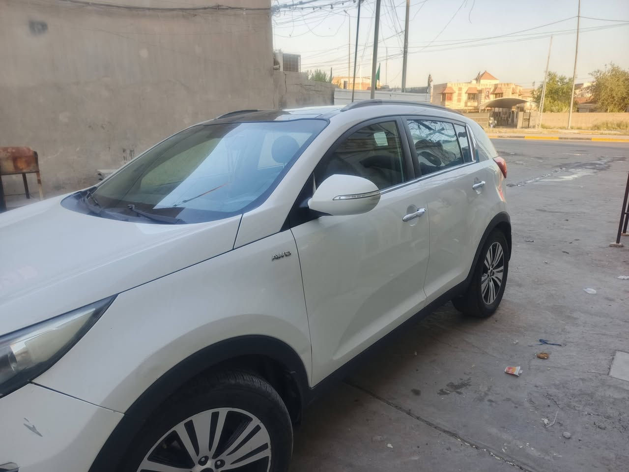 كيا سبورتج  خليجي ٢٠١٤فول مواصفات بغداد الرقم الجديد
مكينه ٢٠٠٠ دفع رباعي بصمه مري شفط واشارة تبريد فول كشنات جلد تخم تاير جيد باتري جديد صدر أمامي خلفي بحاله جيدة بيه طخه اماميه حافه البنيد مصلحه ومصبوغه ورصعه باب خلفي عكس السايق السيارة ماشيه ١٤٥ كيلو السعر ١٣٨ وبيه  مجال مكان السيارة بغداد الكرخ للتواصل ***********
