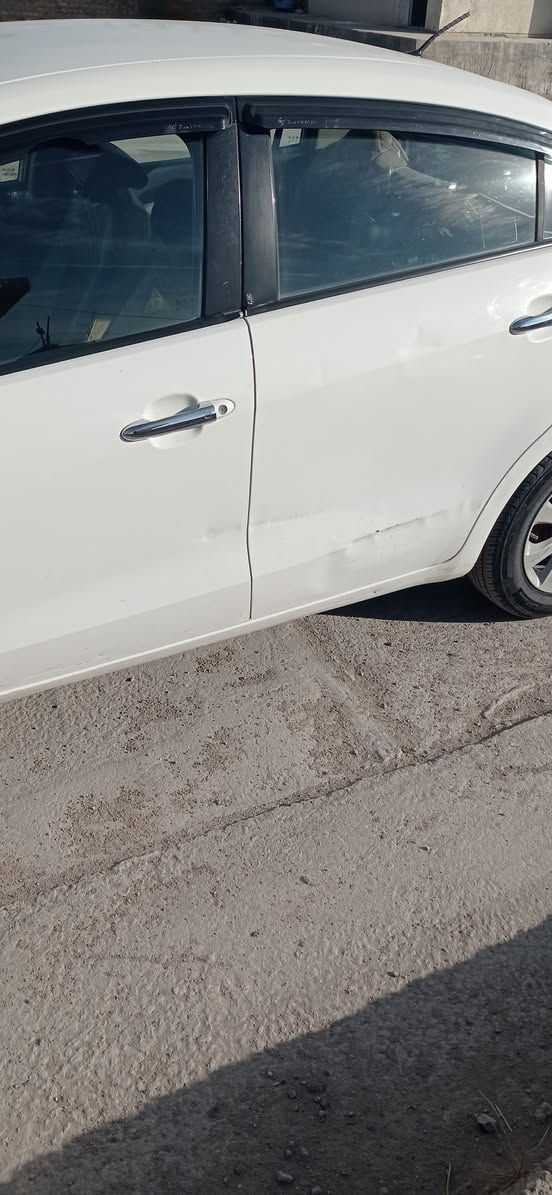 ريو موديل 14ذي قار رقم دولي بسمي
خليجي مكينه 1600
السعر 88وبيه مجال 
العنوان ذي قار الرفاعي ***********
