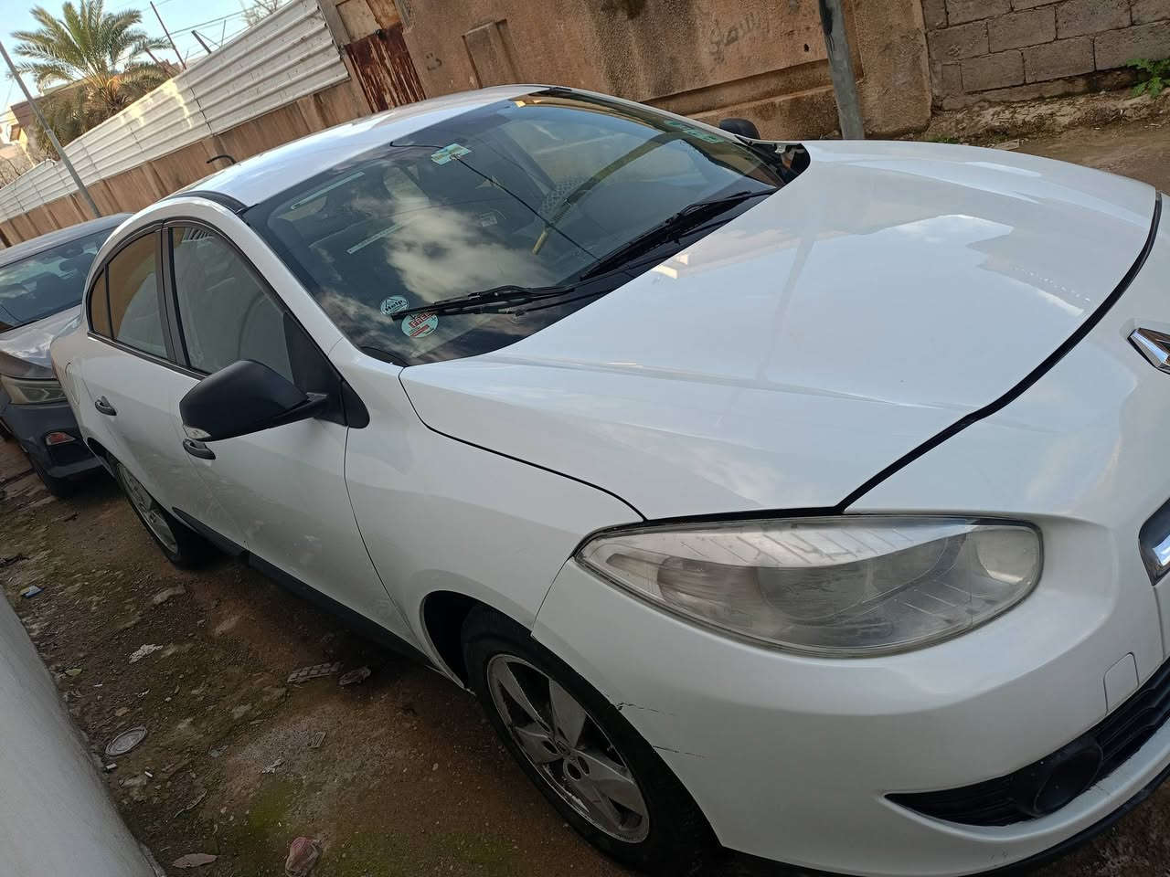 السلام عليكم رينو فلورنس 2013 رقم مشروع وطني شرط الوكاله والتحويل كوبون مامسجل سنويه عضم رقم كركوك وكيل الشرعي بلموضل تريد تحويل من الشرعي او من الوكيل بكيفك سياره مامصبوغه وضع شرطه بس بيها بارد بل بكلايت ورا والدواير بيهم صبغ قليل سياره حيل نضيفه محركها بي رخاوه بس يمشي خير من الله مامخلي بيها مكان سياره نضيفه ومامطلوبه ربع سعرها 55 ورقه وبيها مجال للشراي مكاني موصل حي الوحده رقمي ***********
واتساب ***********
