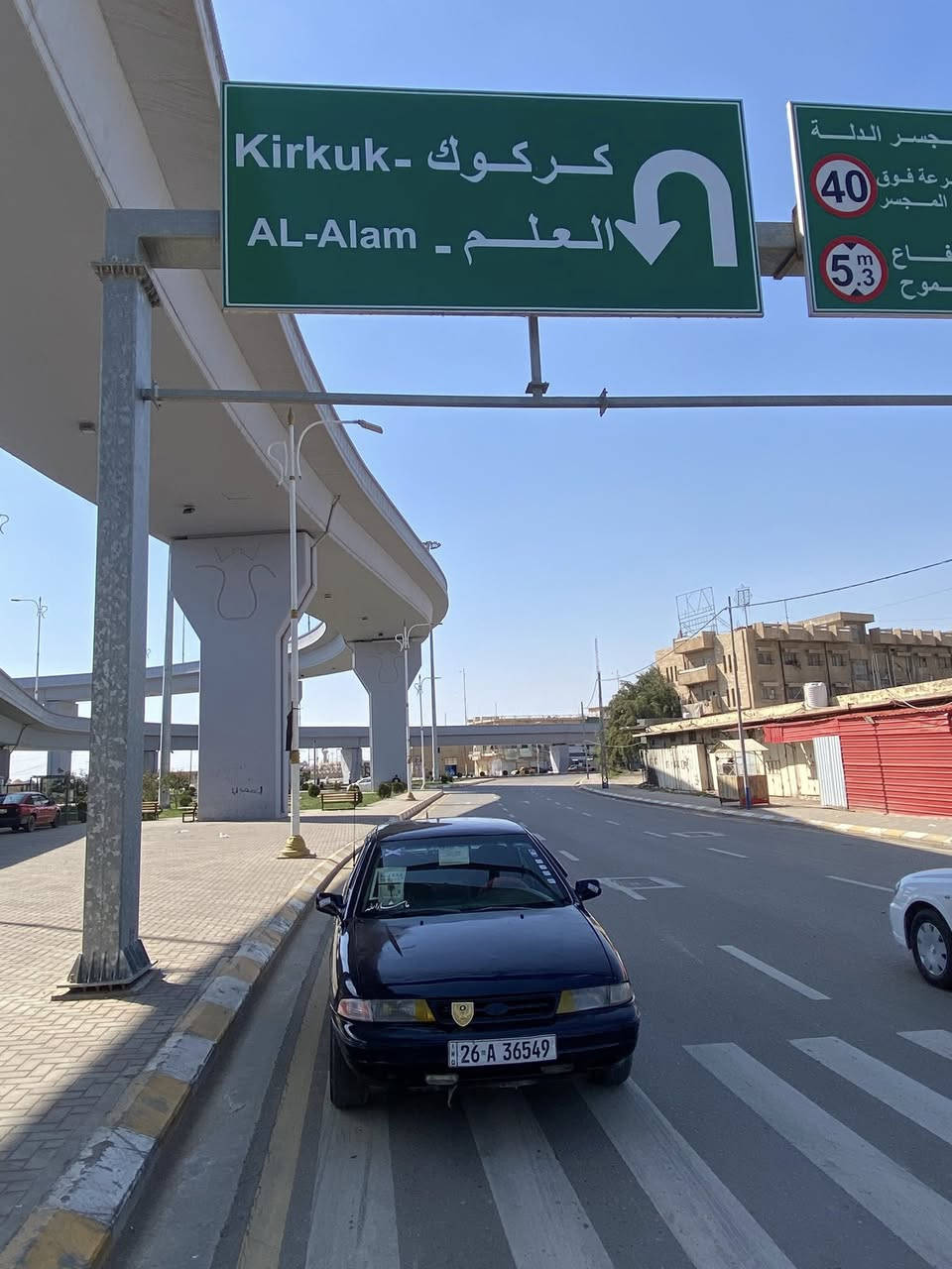 سلام عليكم
للبيع كيه سيفه موديل ١٩٩٥
رقم صلاح الدين دولي تحويل مباشر 
كير ومحرك شرط محرك مفتوح 
صدر امامي خلفي جديد 
تخم تاير جديد 
كهربائيات كلها شغاله مسجل شاشه 
جام ٤كهرباء شغالات 
السياره جاهزه مابيها نقص سياره مال جناي احلا من الصور
السعر ٣٧وبي مجال للشراي ***********مكان تكريت
