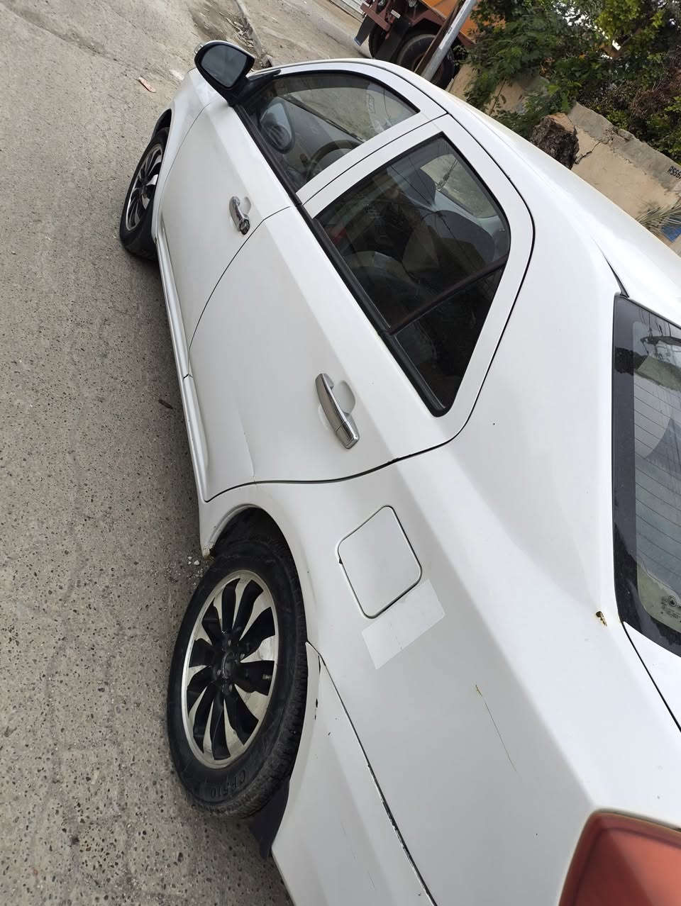 السلام عليكم
جيلي mk 2013 رقم بغداد ماشية 120 الف كيلو السيارة نظافتها جيدة يحتاجلها صدر والمحرك بي خيط تبخبر
مكان السيارة بغداد العامرية
السعر 39 ورقة
رقم  ***********
