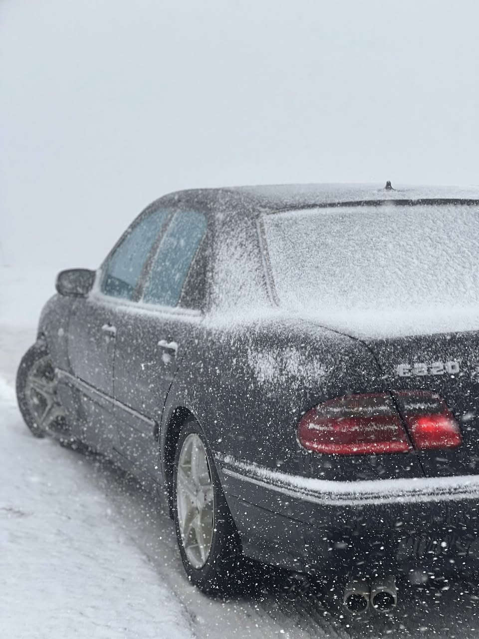 سلام عليكم ام عيون مديل99 مكينه v فول مواصفات فتحه كشن كهربا. صبغ بدون حادث  مناقصه شي.  تبريد تتدفىه بسمي  مكاني بابل سعره105بي مجال ***********
