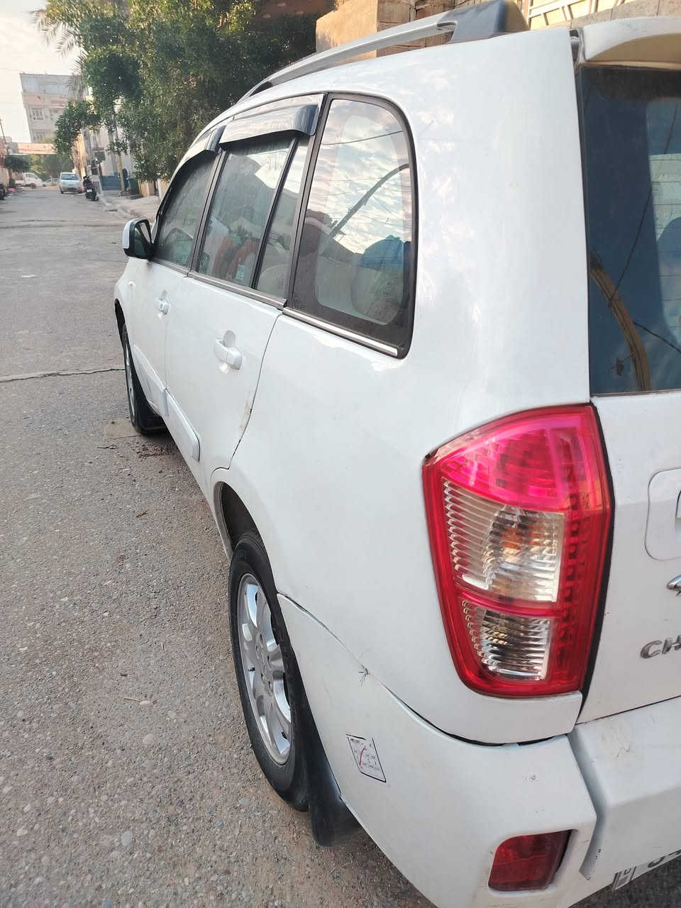 تيكو موديل 2013 ديالى مكفوله من الضربه مابيهه اي تبديل صبغ قليل موضح بالسونار عندك رقم انكليزي دولي سنويه 29 كهربائيات كلهه شغاله مسجل سماعات تبريد تدفئه شغالات تحكم مرايات فتحه بالقماره بداية تبخير كلش قليل السياره بالحقيقه احلى من الصور كشرهه كلش حلو ومرتب هذا رقمي *********** بي واتساب وماسنجر اتصل وتدلل السعر ٥٥ ورقه ترايك للبصره روحه جيه
