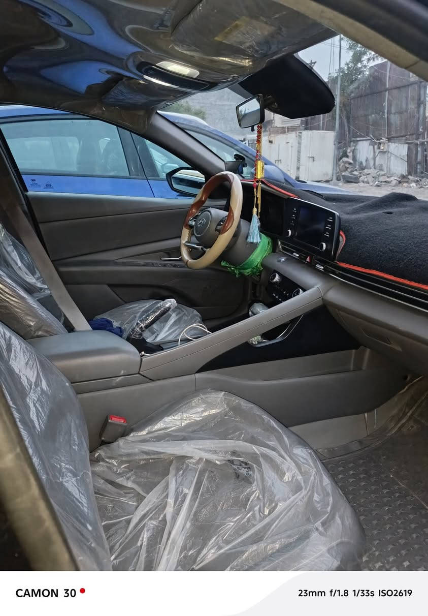 لام عليكم الانترا مديل 2021 السياره جاهزه وخير من الله كير ايتي المرغوب بكاني بغداد مدينه الصدر 143 وبيها مجال خابر وتدلل ***********
