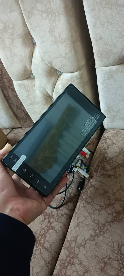 السلام عليكم عندي شاشه مال نيسان صني جديده للبيع مواصفاتها فول كار بلاي يوتيوب برامج السعر 75 وبيها مجال


**إذا كنت صاحب هذا الإعلان وتريد حذفه لأي سبب، رجاءا أرسل رسالة إلى الدعم الفني**