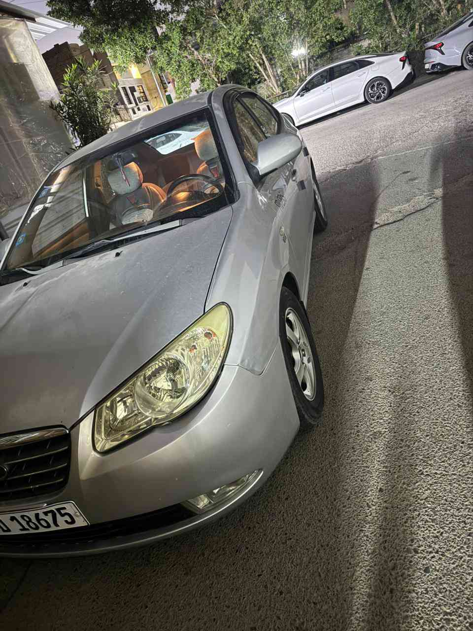 السلام وعليكم
هيونداي النترا افانتي 2009
محرك 1600 كير محرك كلهه لوك 
بيهه صبغ بين الباب و الجاملغ الخلفيه جهه راكب 
السعر 95و بيهه مجال بسيط
مكان السياراه بغداد قرب جامع براثه
للتواصل *********** فقط اتصال على الرقم
