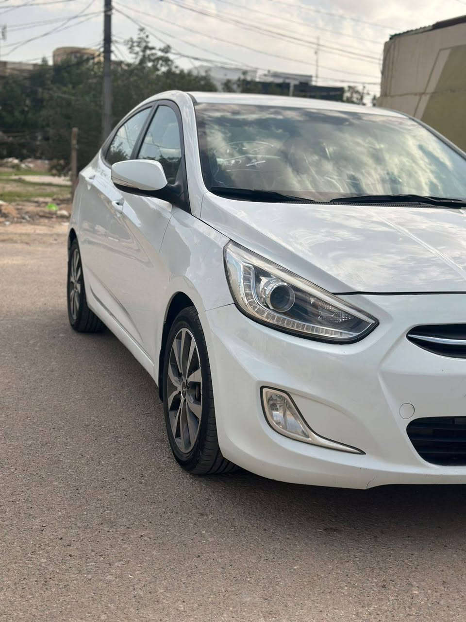 السلام عليكم اكسنت مديل 2016 كفاله عامه رقم اربيل
فتحه 1600
السياره على وضع الشركه 
السعر112 وبيه مجال الاستفسار ***********
