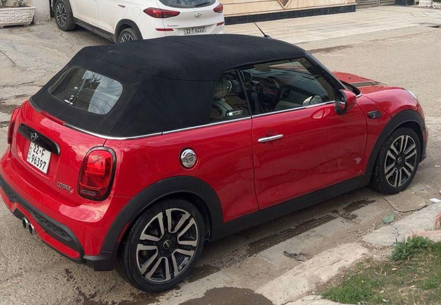 . من رخصة الادمن
السلام عليكم 
مني كوبره موديل ٢٠٢٣ 
رقم شمالي تريد تحويل تريد وكاله 
السيارة جديده بمعنئ الكلمه 
حادثها بسيط بالبنيد 
سياره كشف مع تنته كهربائيه 
السياره بصمة فول الفول 
السعر ١٨٠ ورقة 
عنواني بغداد
هـ/***********
