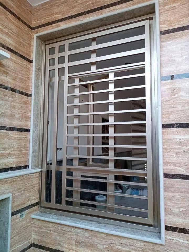 صبغ وتنضيف بيبان وشبابيك درجه اولى بسعار مناسبة الاتصال عل رقم *********** أو مراسلتي خاص وتدللون 🌷
