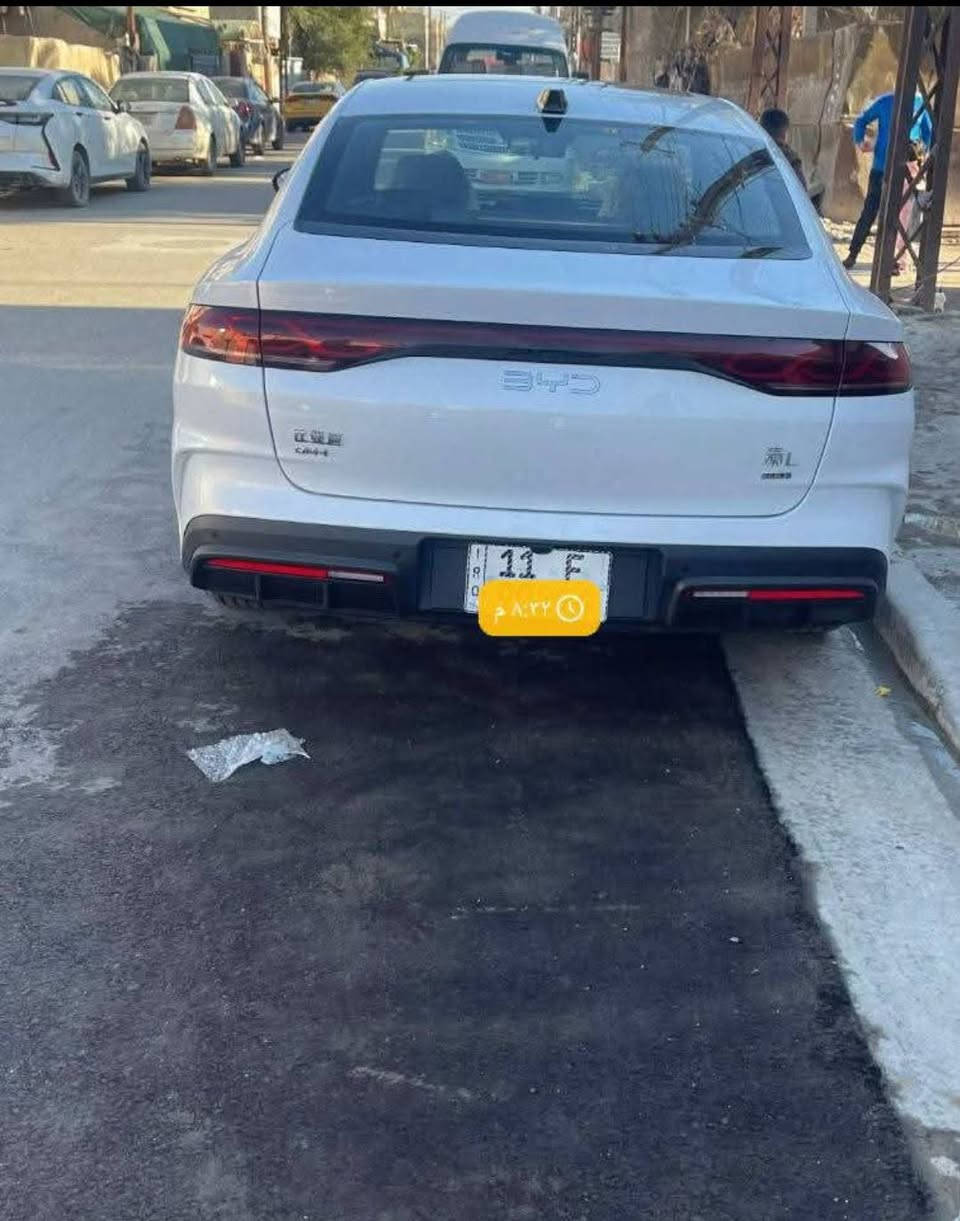 السلام عليكم
للبيع 
Byd_كن L __ موديل 2025
على وضع الشركه مماشيه هواي مرقم كامل لوحات وسنوية 
مرقمه بغداد وجاهزة بأسمي  ✅
السياره : هايبرد & بانزين & كهرباء يعني التفويله الوحده بانزين تمشيك 2100 كيلو✅
سعة التانكي 65لتر    ✅
تحكم تبريد شاشه      ✅
هند بريك كهرباء.        ✅
دشبول شاشه ديجيتال✅
اوتو هولد.                 ✅
تشغيل عن بعد تحكمات مقود✅
اوامر صوتيه.             ✅
مقود جلد حياكه.        ✅
3 وضعيات قيادة.       ✅
كاميرا خلفيه.             ✅
حساسات امامي خلفي ✅
اشاير بل مري.  13 كامره             ✅
دخول كارت NFC بالمري 🛜
تتسع المقصورة ل 5 ركاب👨‍👩‍👧‍👧
المقاعد جلد اسود ملكي 
اناره داخليه LED✅
لد امامي LED✅
‏LED بك لايت دخاني ✅
قطعتين تبريد ✅
كروس مثبت سرعة✅
مانع تزحلق✅
منفذ شاحنه خلفية✅
  فتحه سقف ✅
🔴 جميع العده مالتها موجوده 
وشاشة بيها كامل تطبيقات
العنوان بغداد 
رقم صـــاحب السيارة: *********** وبي واتساب
