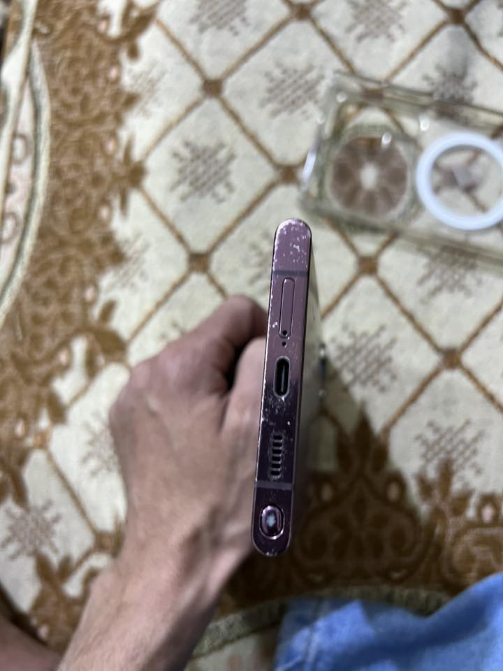 السلام عليكم ألترا ذاكره 126 أمريكي مامبدل بي أي شي مثل مامضوح بالصوره السعر 550 بي مجال بسيط الاتصال 

***********
