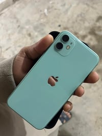 آيفون ١١ عادي • ١٢٨ • بطارية ١٠٠